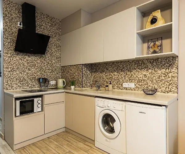Aura Home